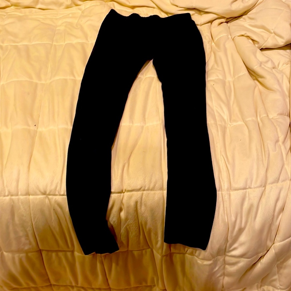 Black leggings